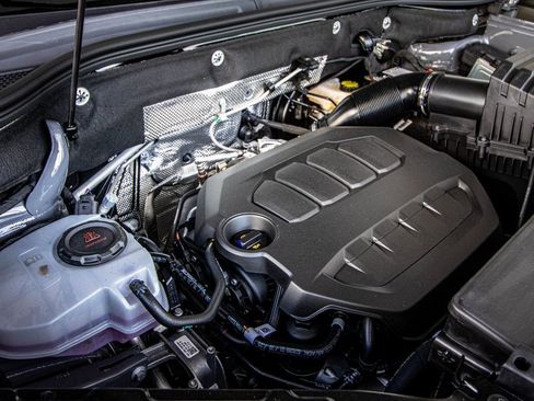 New 2026 Volkswagen Atlas Cross Sport SE image 23