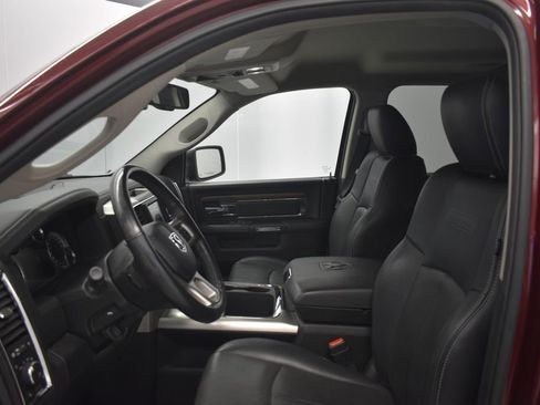 Used 2018 RAM 1500 Laramie w/ Convenience Group image 32