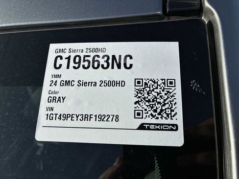 Used 2024 GMC Sierra 2500 AT4 w/ Max Trailering Package image 35