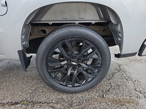 Used 2020 Chevrolet Silverado 1500 Custom w/ Custom Value Package image 36