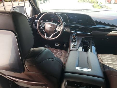 Used 2023 Cadillac Escalade V w/ LPO, ONYX Package AWD/4WD image 20