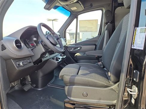 New 2026 Mercedes-Benz Sprinter 2500 image 22