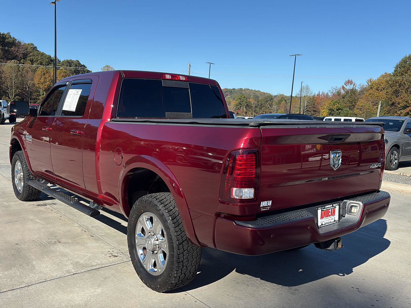 Used 2018 RAM 3500 Laramie w/ Sport Appearance Group AWD/4WD image 5