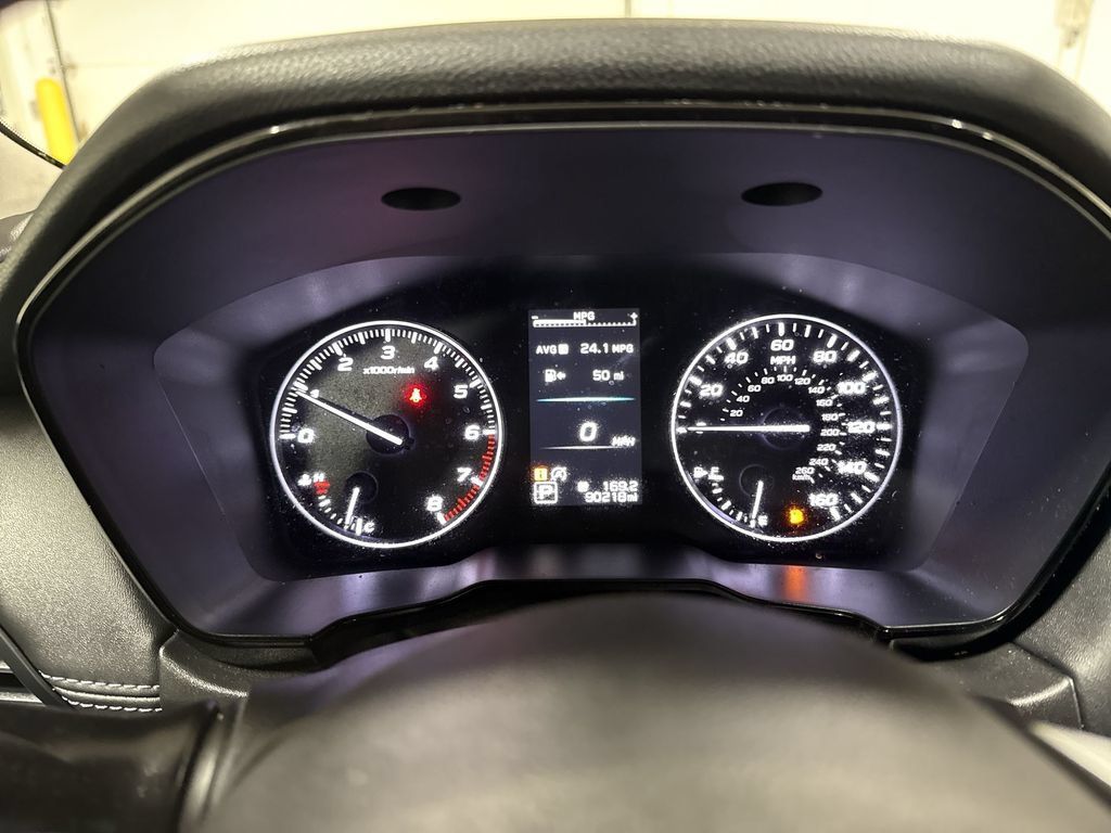 Used 2020 Subaru Outback Premium AWD/4WD image 12