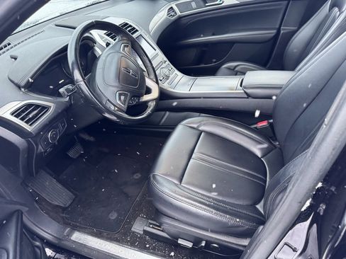 Used 2019 Lincoln MKZ Premiere image 5