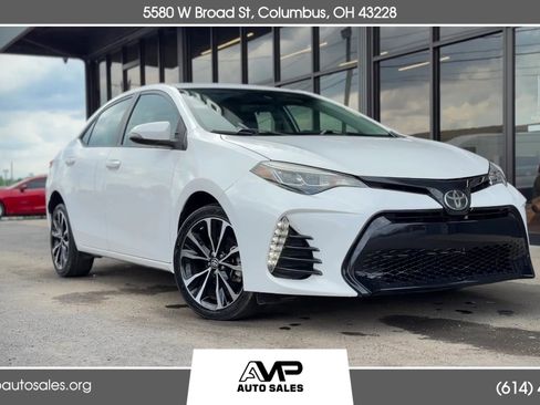 Used 2017 Toyota Corolla SE FWD image 1