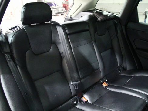 Used 2021 Volvo XC60 T8 Inscription Expression w/ Premium Package image 27