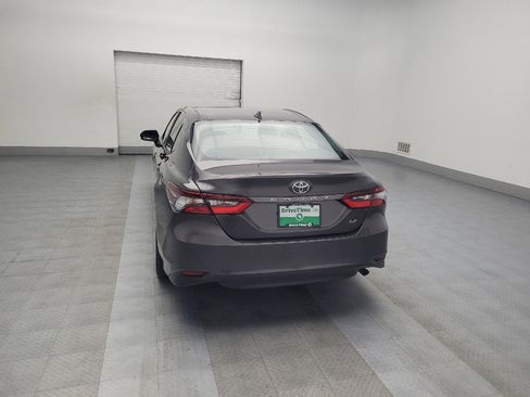 Used 2021 Toyota Camry LE image 6