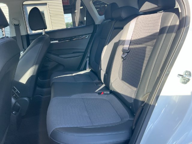 Used 2023 Kia Seltos S AWD/4WD image 25