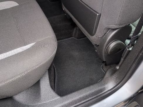 Used 2023 Chevrolet TrailBlazer LT image 40