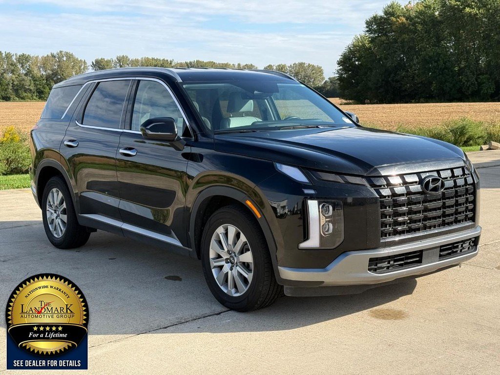 Used 2025 Hyundai Palisade SEL FWD image 3
