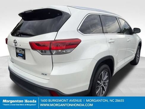Used 2018 Toyota Highlander XLE FWD image 9
