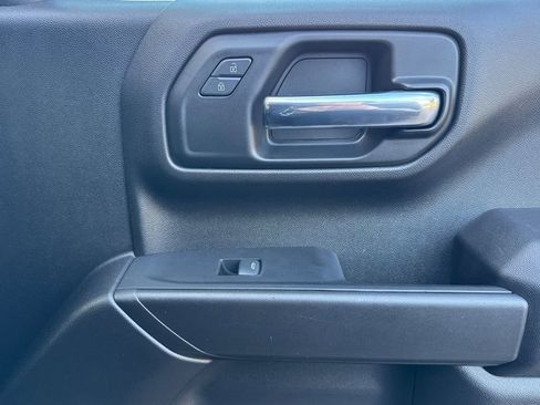 Certified 2023 Chevrolet Silverado 1500 Custom Trail Boss AWD/4WD image 19