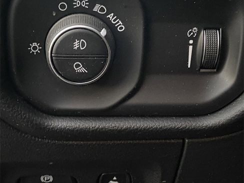 Used 2022 RAM 1500 Big Horn image 15