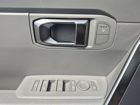 New 2027 Kia Seltos LX AWD/4WD image 8