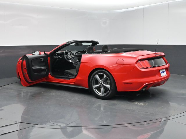 Used 2017 Ford Mustang Convertible w/ Equipment Group 051A RWD image 60