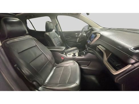 Used 2018 GMC Terrain Denali w/ Comfort Package AWD/4WD image 18