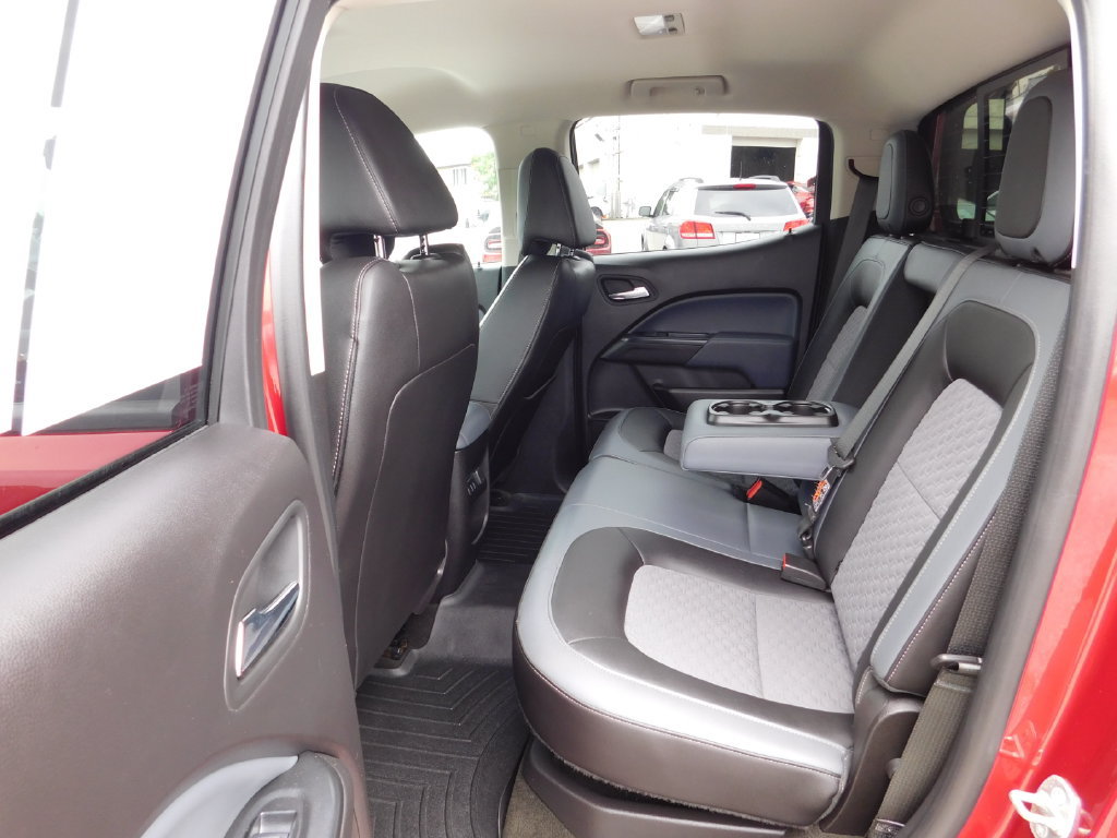 Used 2018 Chevrolet Colorado Z71 AWD/4WD image 16