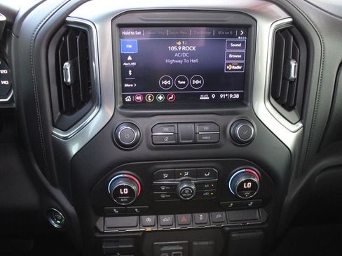 Used 2019 Chevrolet Silverado 1500 LT w/ All-Star Edition RWD image 16