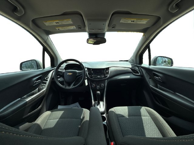 Used 2020 Chevrolet Trax LS w/ Tint and Cruise Package FWD image 13