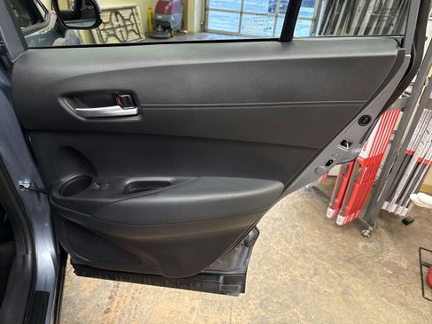 Used 2024 Toyota Corolla Cross XLE w/ Convenience Package image 19