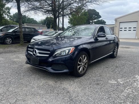 Used 2015 Mercedes-Benz C 300 4MATIC Sedan image 2
