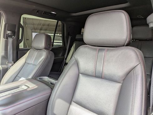 Used 2022 Chevrolet Tahoe RST w/ Luxury Package image 13