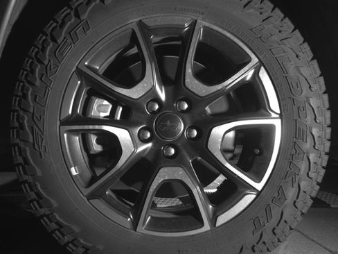 Used 2025 Jeep Compass Trailhawk image 12