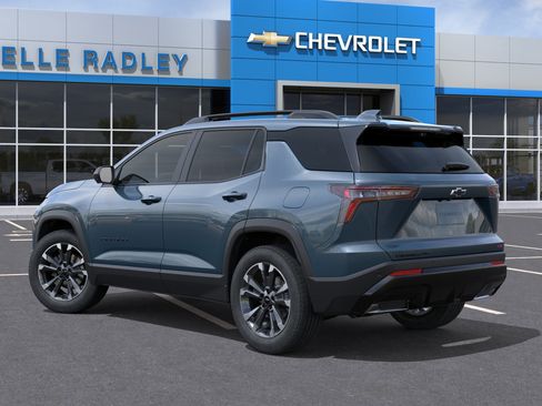 New 2026 Chevrolet Equinox RS w/ Convenience Package III AWD/4WD image 3