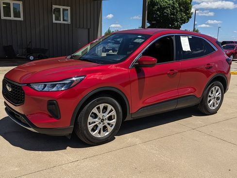 Certified 2023 Ford Escape Active w/ Tech Pack #2 FWD image 7