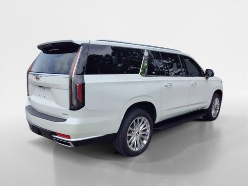 Used 2023 Cadillac Escalade ESV Premium Luxury w/ Performance Package AWD/4WD image 5