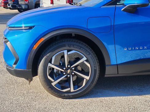New 2026 Chevrolet Equinox EV LT AWD/4WD image 5