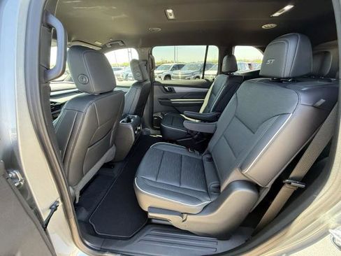 New 2026 Buick Enclave Sport Touring FWD image 30