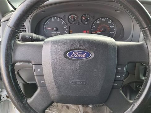 Used 2011 Ford Ranger XLT image 11