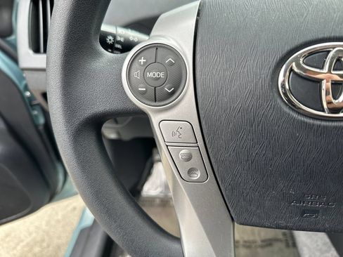 Used 2012 Toyota Prius Three FWD image 19