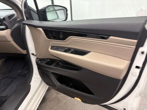 Used 2020 Honda Odyssey Elite image 16