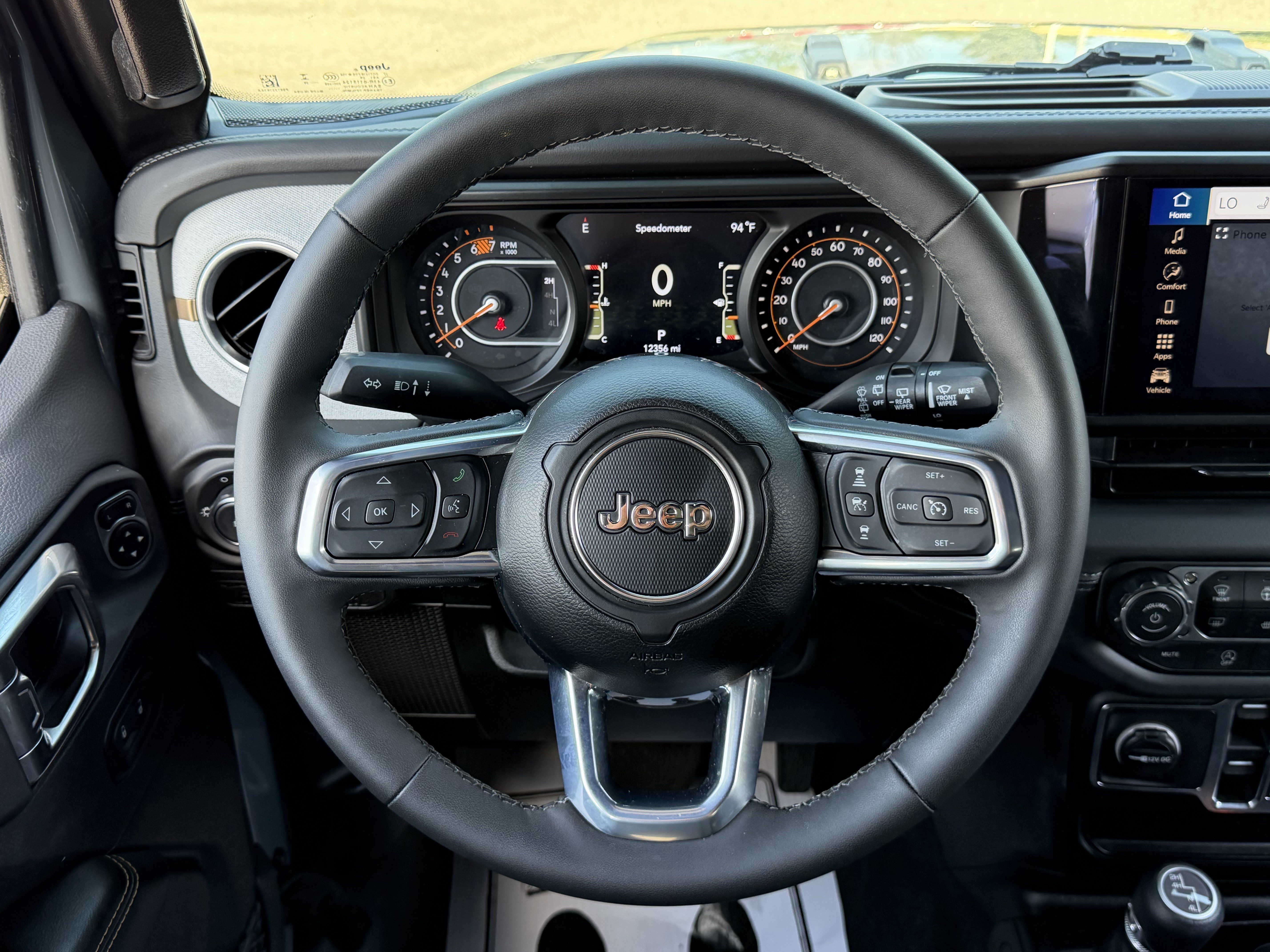 Used 2026 Jeep Wrangler Unlimited Sahara AWD/4WD image 17