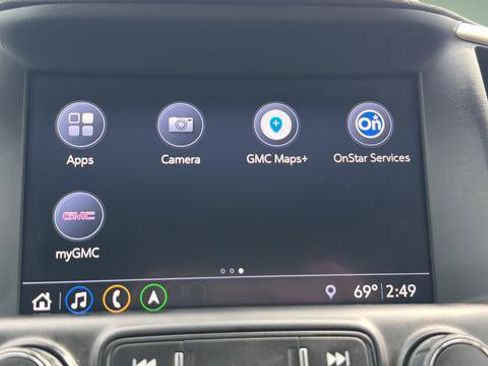 Used 2020 GMC Terrain Denali w/ GMC Pro Grade Package AWD/4WD image 43