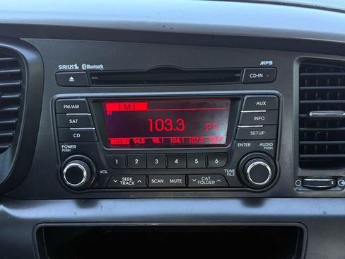 Used 2012 Kia Optima LX image 19