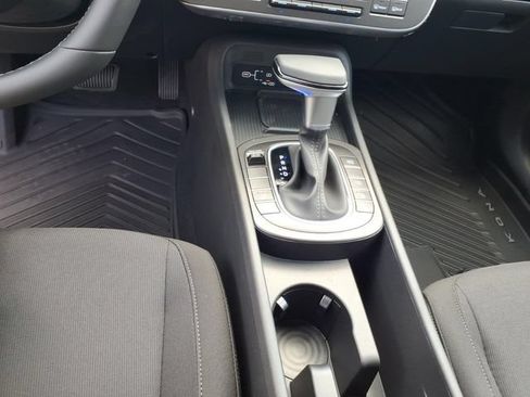 New 2026 Hyundai Kona SEL Sport FWD image 16