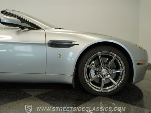 Used 2008 Aston Martin V8 Vantage Roadster image 34