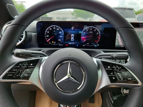 New 2025 Mercedes-Benz CLA 250 4MATIC image 16