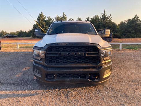 Used 2023 RAM 3500 Tradesman AWD/4WD image 11