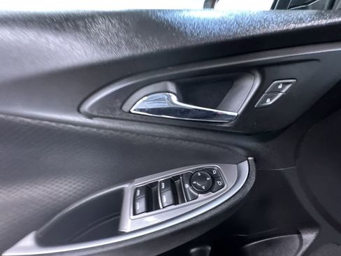 Used 2024 Chevrolet Malibu LT image 12