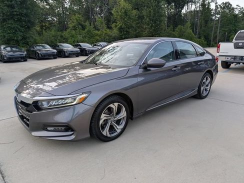 Used 2020 Honda Accord EX image 7