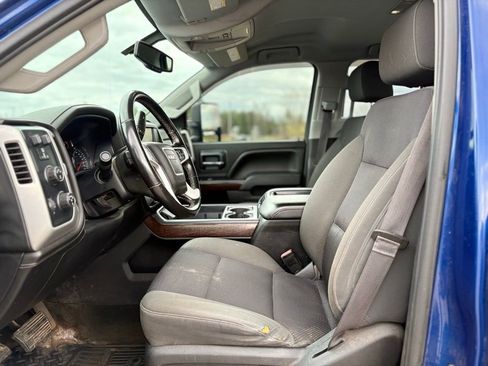 Used 2015 GMC Sierra 2500 SLE w/ SLE Preferred Package AWD/4WD image 11