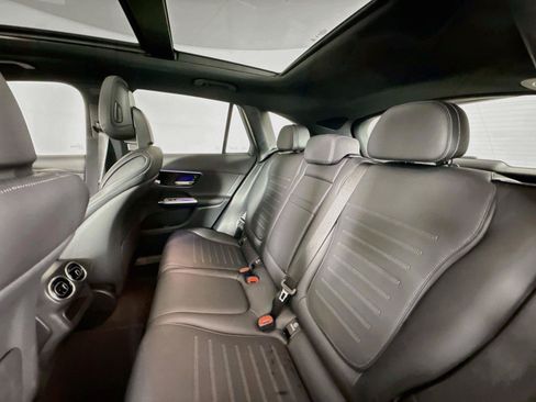 Used 2026 Mercedes-Benz GLC 300 4MATIC image 30