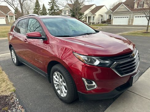 Used 2018 Chevrolet Equinox LT w/ Sun & Infotainment Package image 10