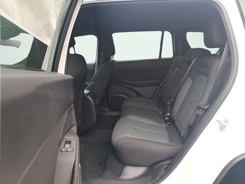 New 2026 Jeep Cherokee Laredo AWD/4WD image 12