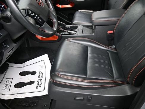 Used 2023 Nissan Frontier PRO-4X w/ Pro-4X Premium Package image 15